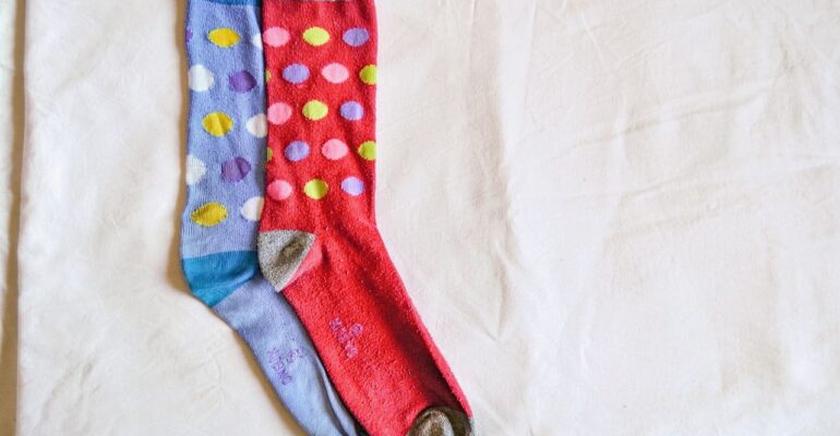 odd-socks-4439226_1280 (1)